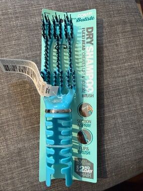NIB Conair Dry Shampoo Brush Flexi Head Booster